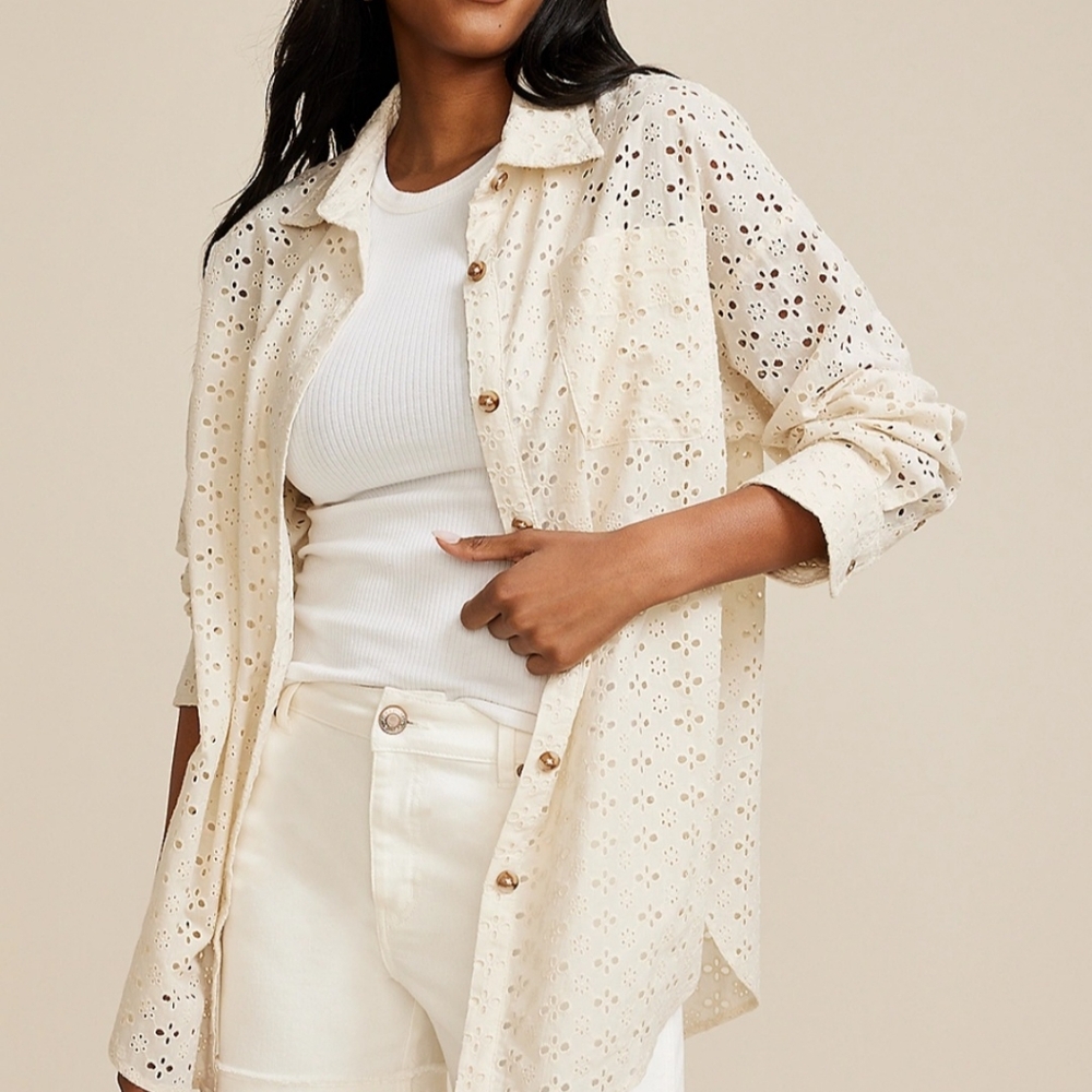 NWT Maurices Cream Eyelet Shacket